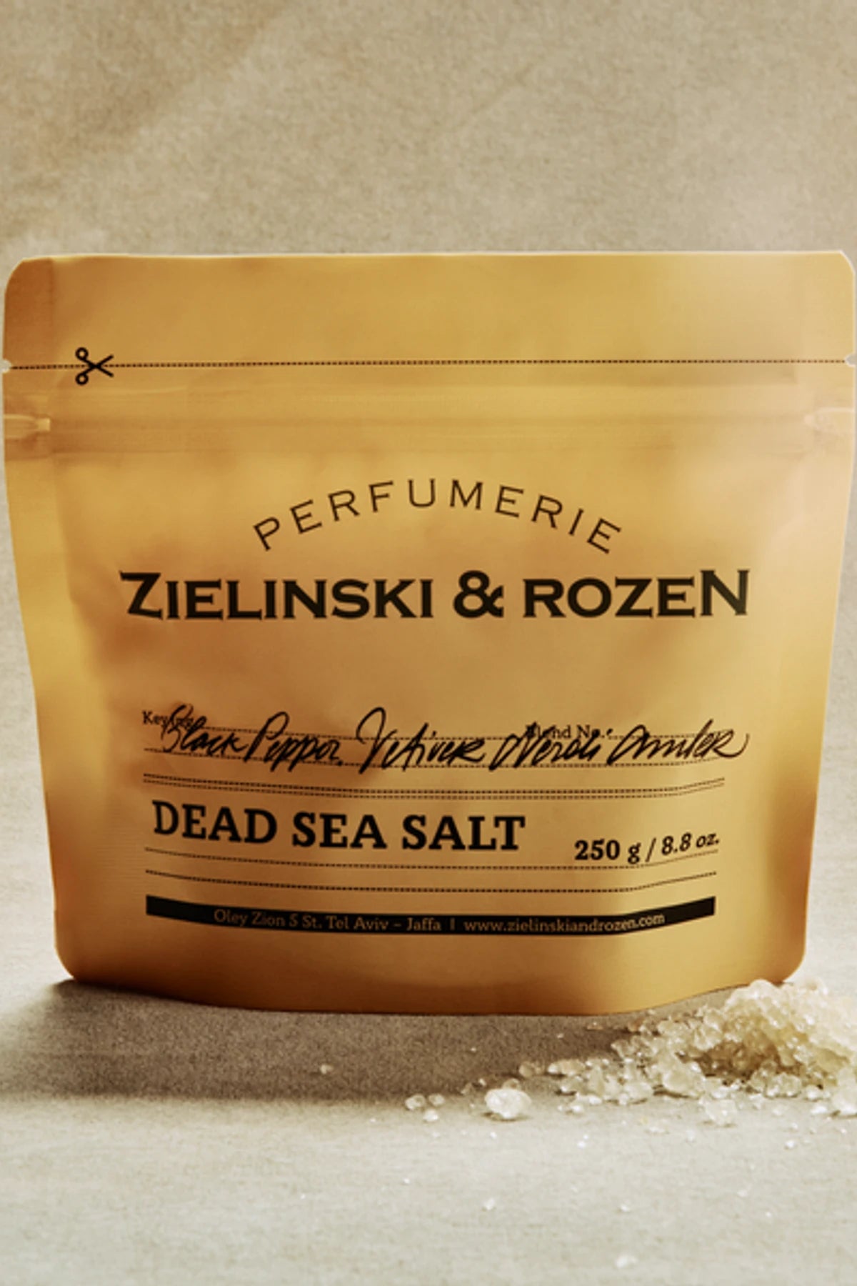 Dead sea salt Black Pepper ,Vetiver ,Neroli, Amber